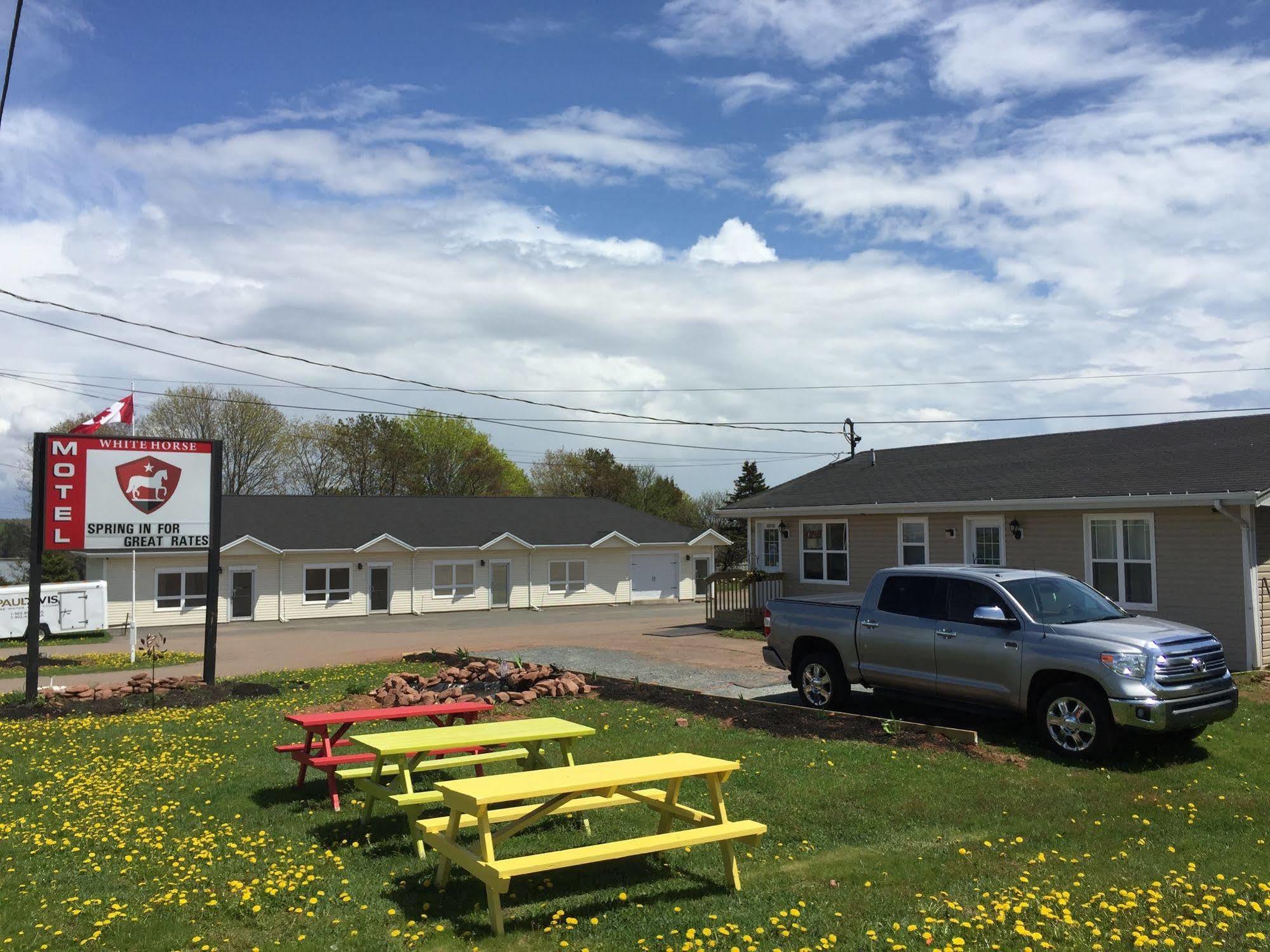 The White Horse Motel Cornwall Exterior foto